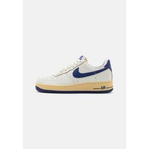 4467646 Nike AIR FORCE 1 07 - Trainers sail/deep royal blue/pale vanilla/gold/white