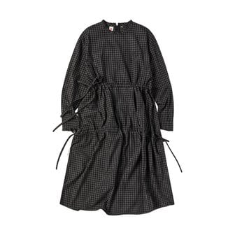 원더플레이스 W LONG SLEEVE CHECK ONE-PIECE [BLACK]