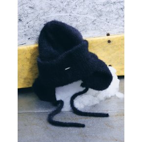 [단독] Snowy Earflap Beanie (L234MCP020)