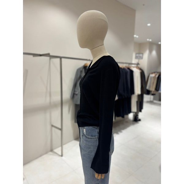 [부산점] 소매 나팔 V넥 긴팔 풀오버 (NJK6SP215)