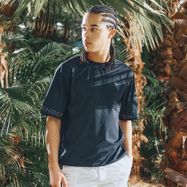 [부산점] 냉감 실키터치 절개라인 남성 라운드넥 반팔티셔츠 블랙_CHD2MST0236BK