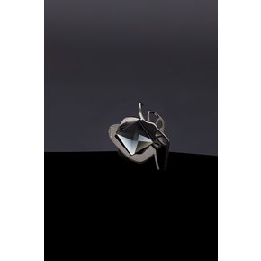 Dancing Objet No.19 Duo Petit Brooch - Noir