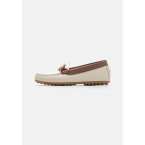 4450300 AIGNER ANTONELLA - Moccasins pearl