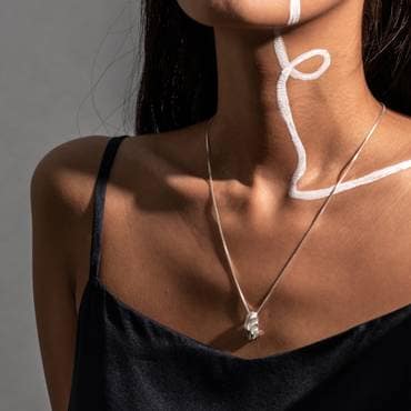 서림아트 [Cubism] Waves Textured Long Necklace