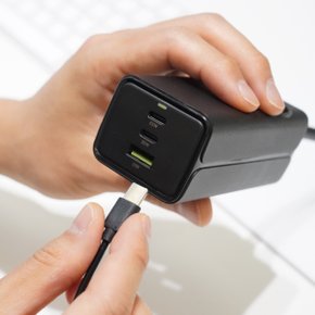 휴대용 여행용 고속충전 65W 고성능 디자인 캠핑 멀티탭 1구 PLUG1