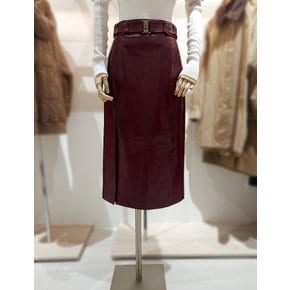 [부산점] 페이크 레더 벨티드 슬릿 스커트 CRAA0SK371