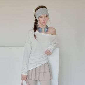 Lisa Off-shoulder Blouse