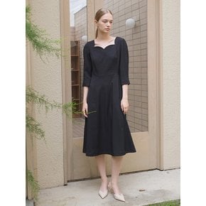 HEART NECK FLARE DRESS / BLACK