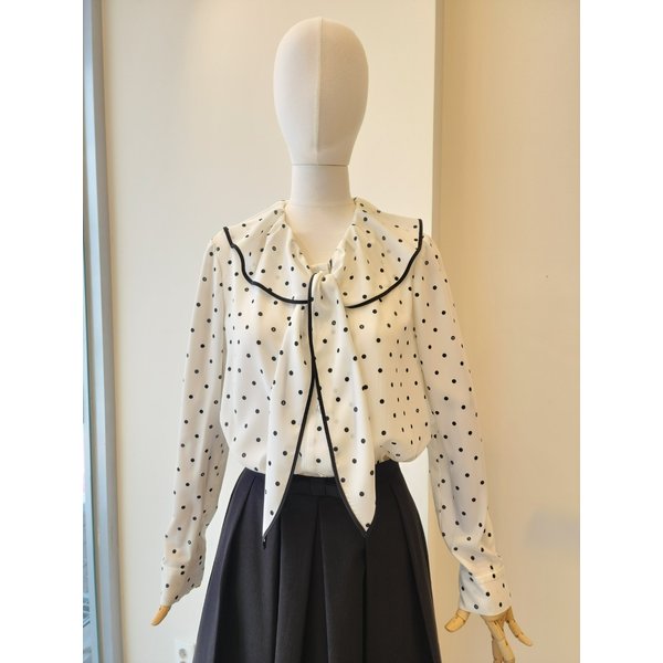 [여주점] 복사_[JJ 지고트] 여성 배색 타이 러플 칼라  블라우스GR2A0BL211