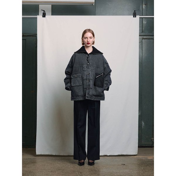 BLACK SHADOW POCKET CREWNECK DENIM TRUCKER JACKET
