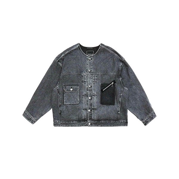 BLACK SHADOW POCKET CREWNECK DENIM TRUCKER JACKET