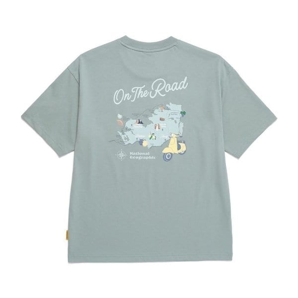 [시흥점] 내셔널 지오그래픽N252UTS082 리젠아스킨 온더로드 그래픽 세미오버핏 반팔 티셔츠