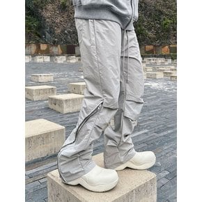 NYLON OBLIQUE BACK ZIPPER PANTS (CREAM)