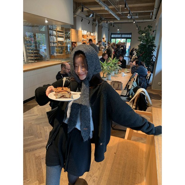 보들 코위찬 니트집업_BLACK