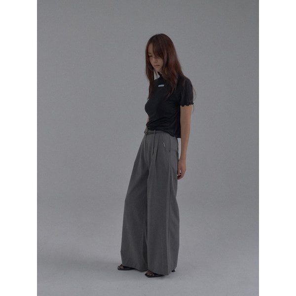 Mini Lettering Interlock Half-Neck T-Shirt_Black