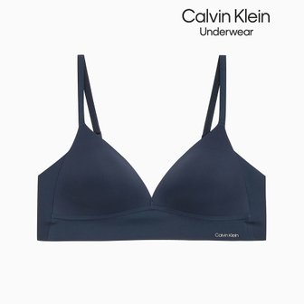 Calvin Klein Underwear 여성 인비저블 테일러드 NSE AF 트라이앵글 (QF6022AD-CCU)