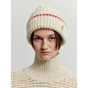 XEEY Beanie - Cream/Red