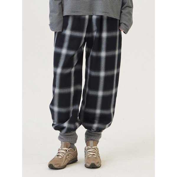 MONET CHECK PANTS (BLACK)