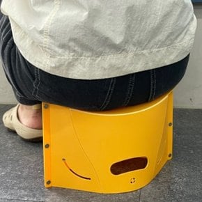 접이식 웨이팅의자 줄서기 오픈런 휴대용 의자