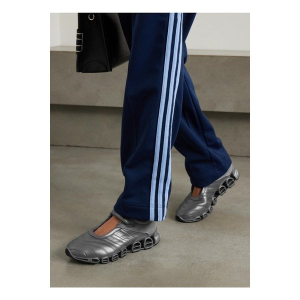 타콰 빈트 알리 메가라이드 메탈릭 가죽 메시 스니커즈 실버 1647597355691972