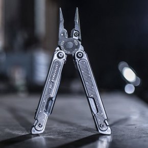 [LEATHERMAN] FREE P4 21가지 멀티툴