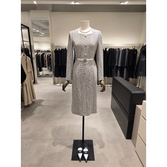 지고트 [파주점] 하트넥 메탈 벨티드 원피스 JR1A0OP041