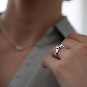 blue apatite ring