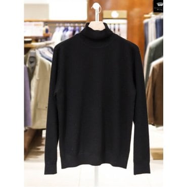 카운테스마라 23F/W 부드럽고 따뜻한 울100% 터들 블랙 목폴라 니트티 CSTW3B1121K0