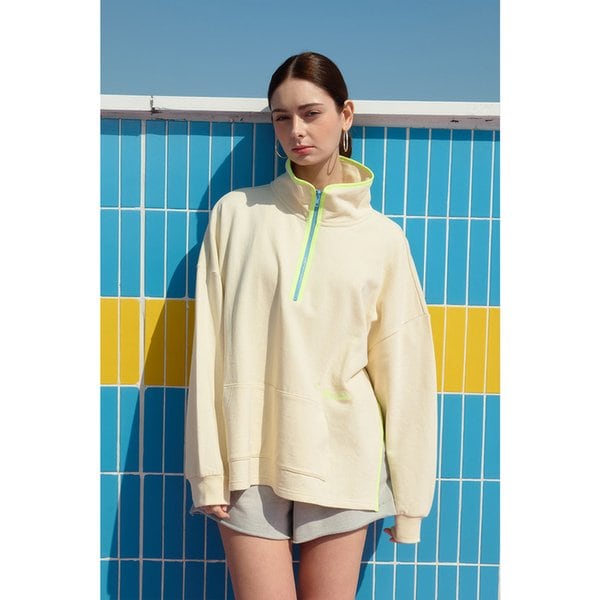 바닐라 주아 롱 슬리브 티셔츠 반집업