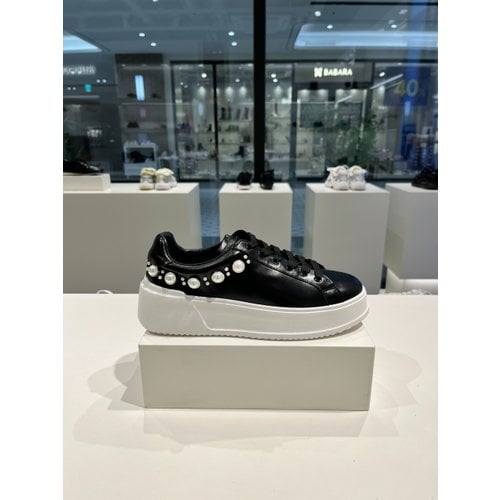 [파주점] Pearl sneakers(black) DG4DS25022BLK