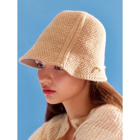 Knitted ribbon string point bonnet hat (beige)