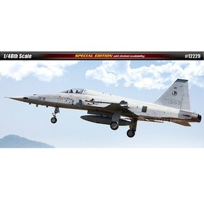 1/48 R.O.K AIR FORCE KF-5E 제공호