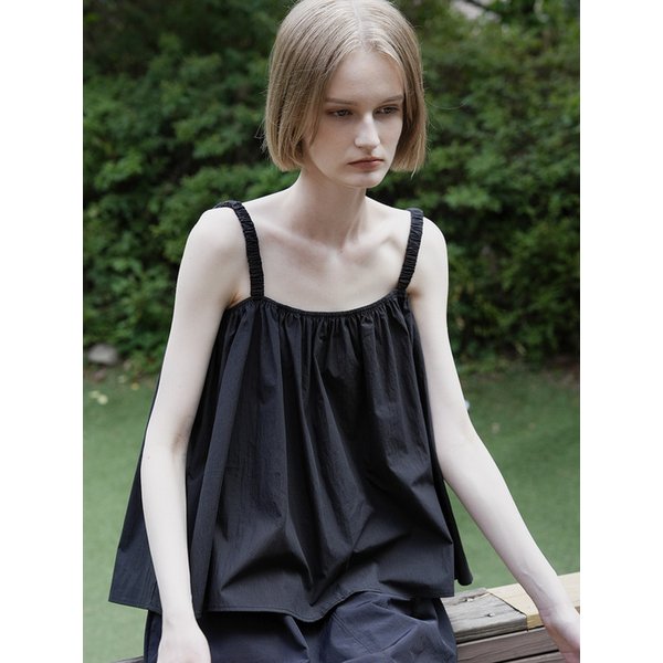 [리퍼브] BRI SLEEVELESS BANDING SHIRRING BLOUSE (BLACK)
