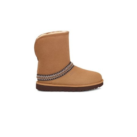 UGG [WOMEN] 브레이드 자수 숏 부츠 (클래식 숏 크레센트) 1665302537000