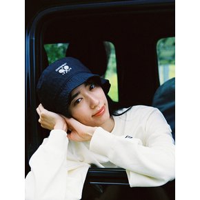 1888 TENNIS CLUB BUCKET HAT 네이비