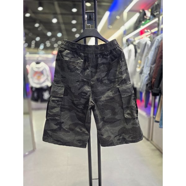 [시흥점] 공용 워싱카모플라주 코튼 버뮤다핏 반바지카키/JHZZ81405KH