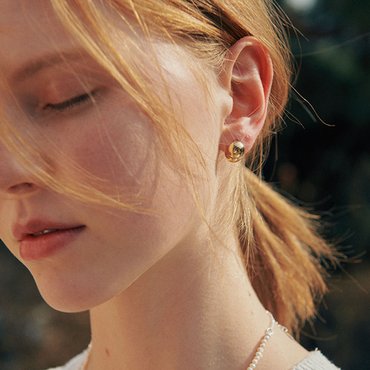베흐트 [925 silver] Deux.silver.99 / peanuts song earring (gold)(21040)