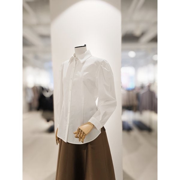 [파주점] [더아이잗컬렉션]코튼 진주 칼라 포인트 셔츠 블라우스 CR3A0BL821