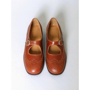 Wingtip Brogue Mary Jane . Brandy Brown