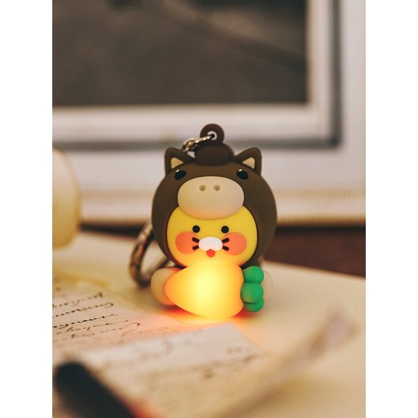 럭키포니데이 LED 피규어키링_춘식이