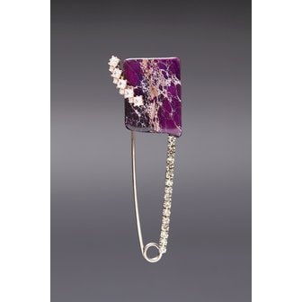 하지나 Purple Howlite Safety Pin Brooch