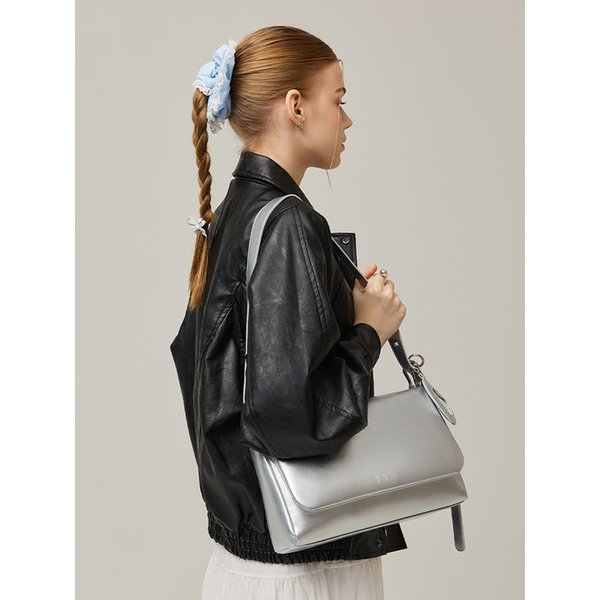 [리퍼브] 하트 미러 패딩 숄더 크로스 백 _ 실버