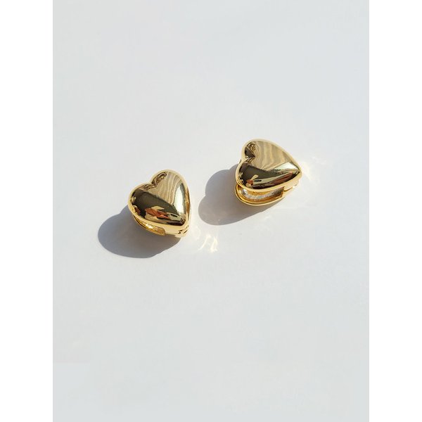 Volume Heart Onetouch Earrings