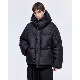 송지오 [파주점] 옴므 시그니처 페페츄얼 구스다운 점퍼 SG6JP900BK