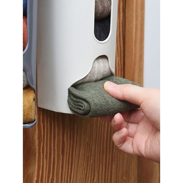 부착식 걸이형 양말 속옷 수납 보관함 정리함