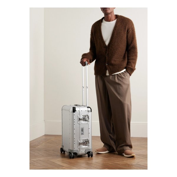 파브리카 펠레테리에 밀라노 뱅크 스피너 알루미늄 수트케이스 55cm 1647597330230674