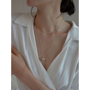 Dewdrop Long Necklace