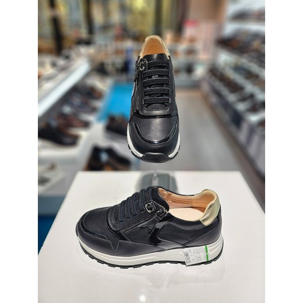 [파주점] 미셸 by 탠디 여성 스니커즈 한정판 키높이운동화 5cm x25015i