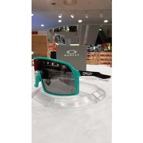 오클리 수트로 스포츠 선글라스  OO9406A-09