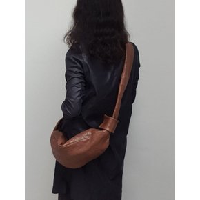 Baguette Leather Cross Bag /Toffee